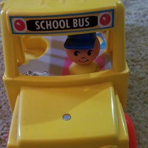 Vintage 1984 Fisher~Price School Bus/Little People